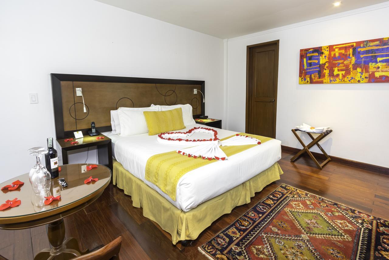 Hotel Emaus Bogotá Zewnętrze zdjęcie
