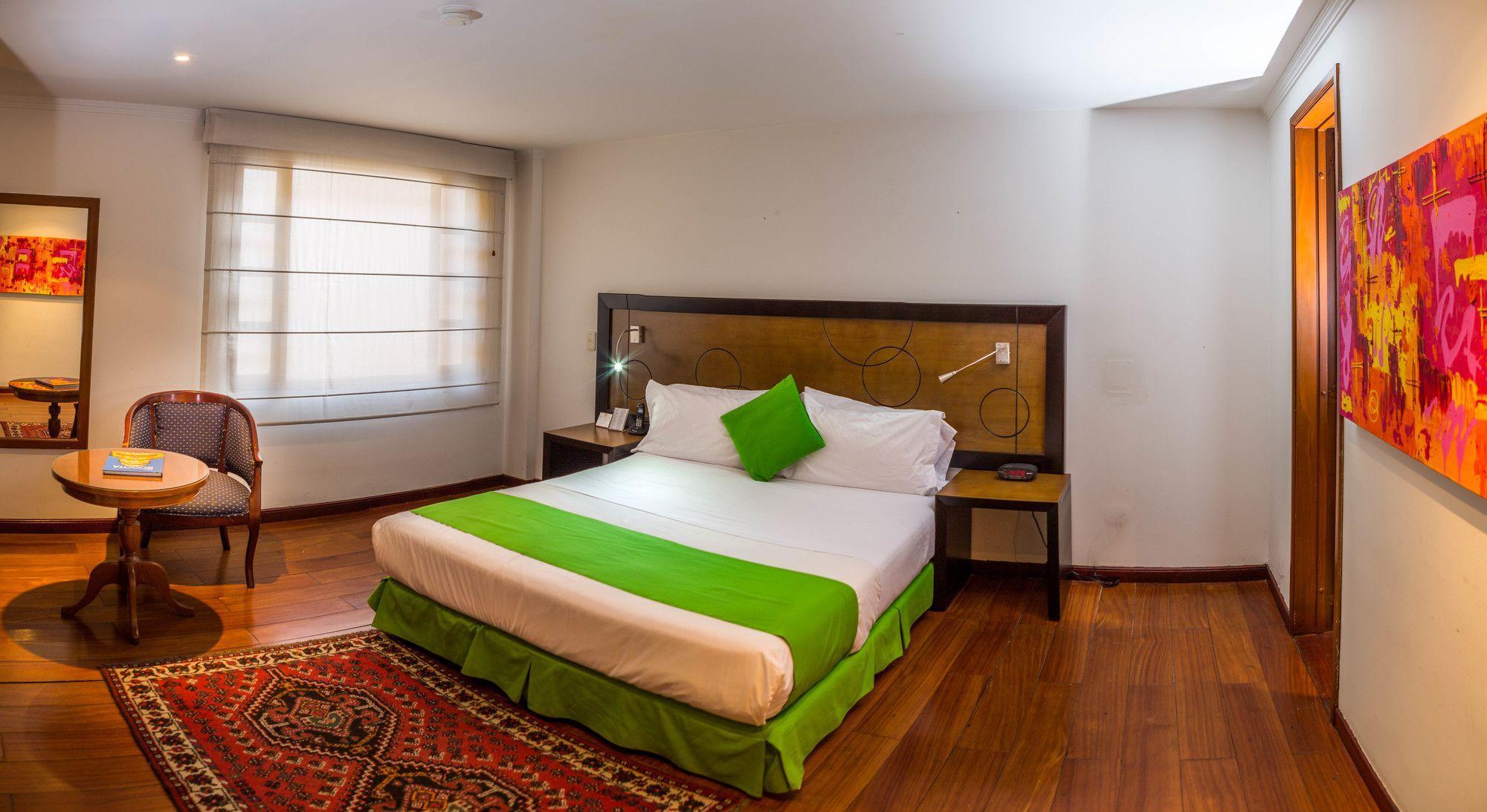 Hotel Emaus Bogotá Zewnętrze zdjęcie