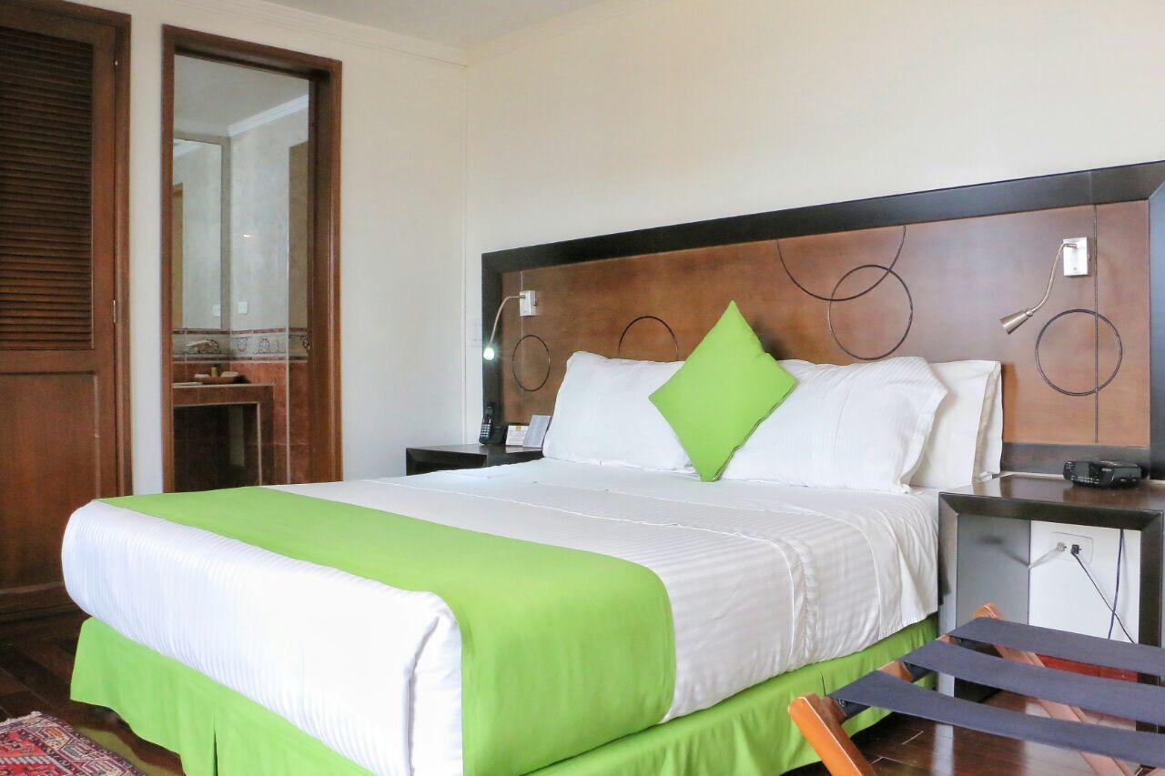 Hotel Emaus Bogotá Zewnętrze zdjęcie